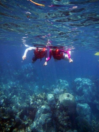  Snorkeling as a couple 